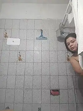 Snapshot of Auroraluna_- chatting on 02.20.26 Auroraluna - online show from 02.20.26