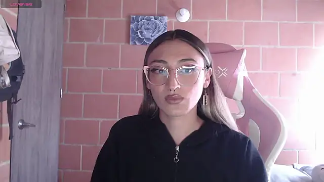 Andrea camilaaa online show from 02.04.26