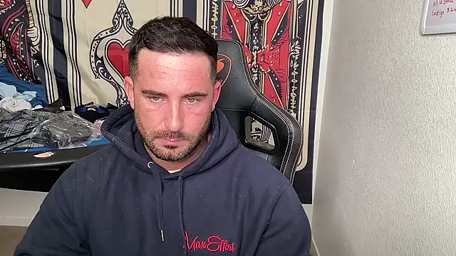 brettmycles28 online show from 02.19.26