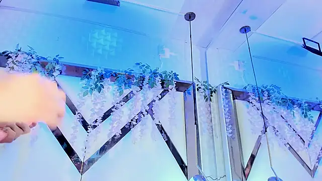 NallyMax1 online show from 11.28.25