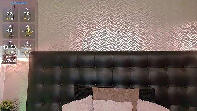 Sharonevanss  online show from 02.18.26