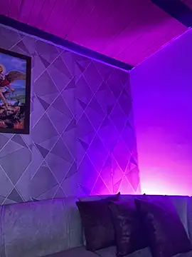 Alisse taylor2 online show from 11.07.25