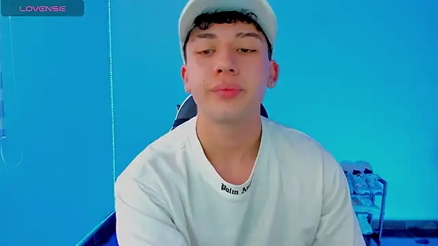 Snapshot of Casper___kyy chatting on 09.30.25 Casper   kyy online show from 09.30.25