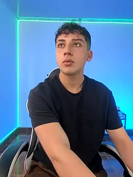 Snapshot of Casper___kyy chatting on 10.08.25 Casper   kyy online show from 10.08.25