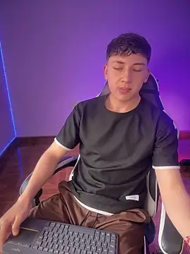 Casper   kyy online show from 12.05.25