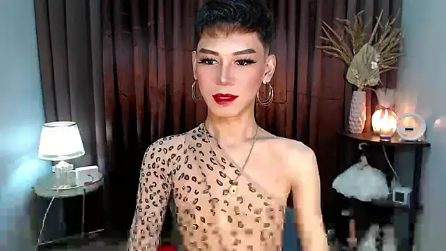 Snapshot of MissTransStella69 chatting on 09.15.25 MissTransStella69 online show from 09.15.25