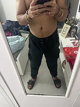 7 INCH MONSTER online show from 02.09.26