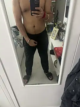 7 INCH MONSTER online show from 02.20.26