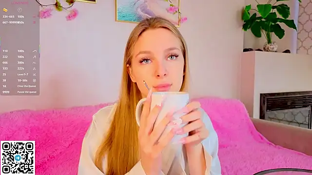 CindyGreen online show from 10.05.25