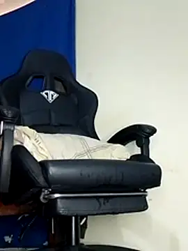 Bosssweet22cm online show from 12.04.25