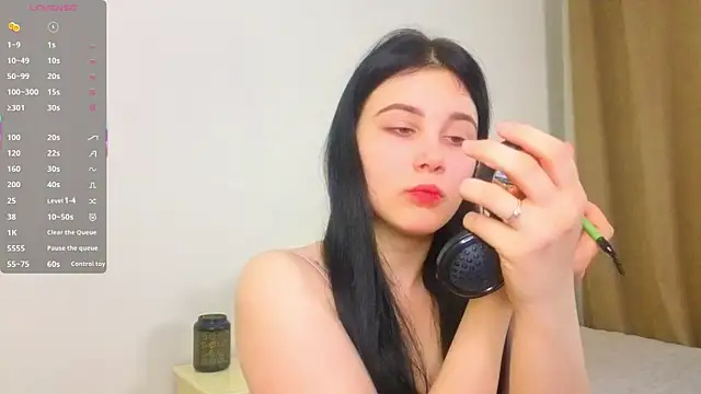 EnricaElis online show from 04.17.26