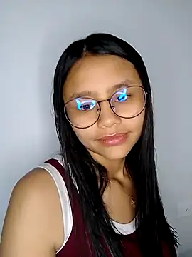 Snapshot of SofieLove_01 chatting on 02.08.26 SofieLove 01 online show from 02.08.26