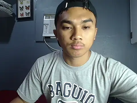 Snapshot of pinoyAdrianneXXX chatting on 05.11.26 pinoyAdrianneXXX online show from 05.11.26