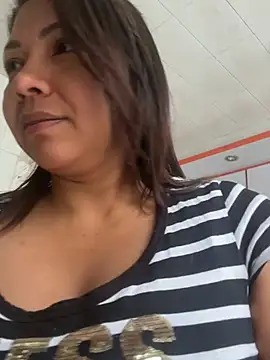 hiilarybrown online show from 04.10.26