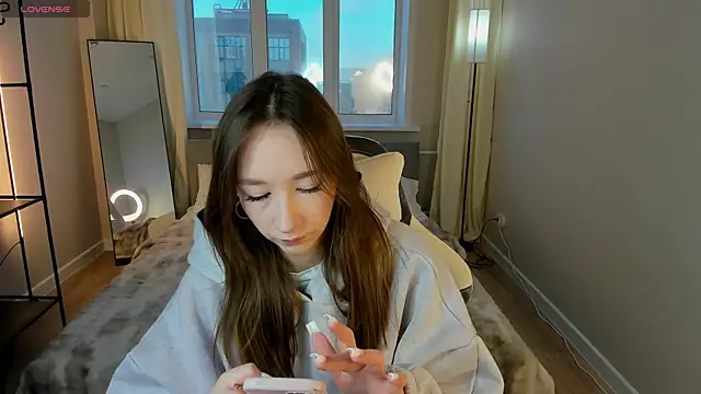 Miche1le Allenne online show from 03.31.26