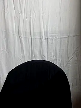 Snapshot of Diyab chatting on 10.15.25 Diyab online show from 10.15.25