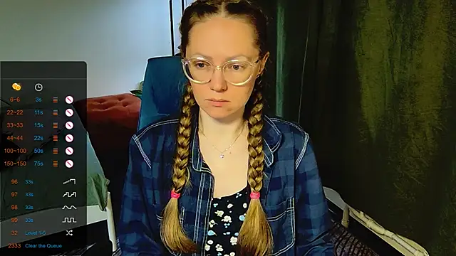 Snapshot of _Goldilocks_ chatting on 09.23.25  Goldilocks  online show from 09.23.25