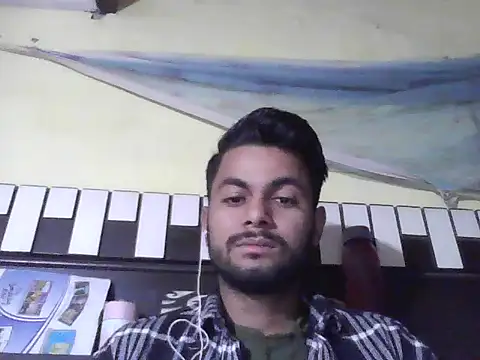 ursdreamperson online show from 11.06.25