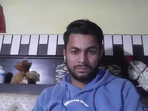 ursdreamperson online show from 12.15.25