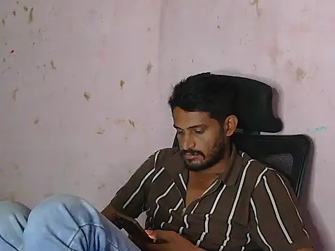 Snapshot of krishjaat43 chatting on 03.12.26 krishjaat43 online show from 03.12.26