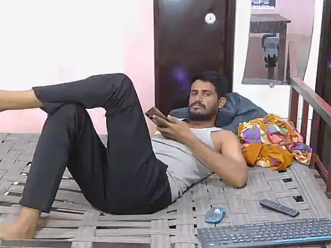 Snapshot of krishjaat43 chatting on 03.25.26 krishjaat43 online show from 03.25.26