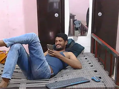 Snapshot of krishjaat43 chatting on 03.28.26 krishjaat43 online show from 03.28.26