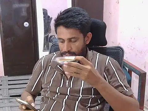 Snapshot of krishjaat43 chatting on 04.03.26 krishjaat43 online show from 04.03.26