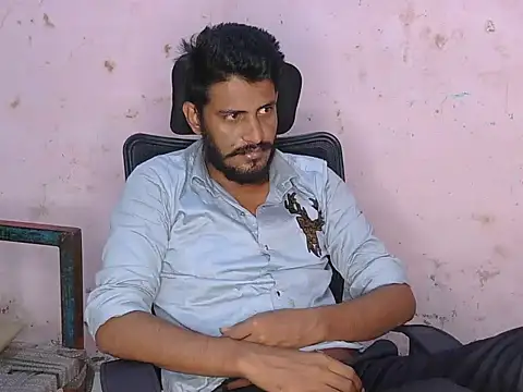 Snapshot of krishjaat43 chatting on 04.07.26 krishjaat43 online show from 04.07.26