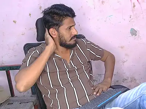 Snapshot of krishjaat43 chatting on 04.07.26 krishjaat43 online show from 04.07.26