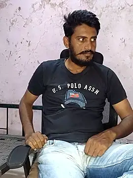 Snapshot of krishjaat43 chatting on 04.10.26 krishjaat43 online show from 04.10.26