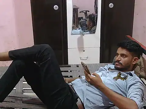 Snapshot of krishjaat43 chatting on 04.20.26 krishjaat43 online show from 04.20.26