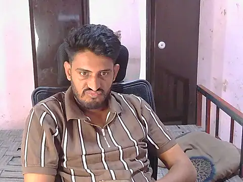 Snapshot of krishjaat43 chatting on 04.27.26 krishjaat43 online show from 04.27.26