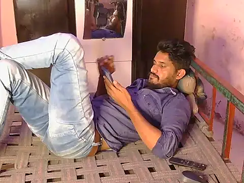 Snapshot of krishjaat43 chatting on 05.27.26 krishjaat43 online show from 05.27.26