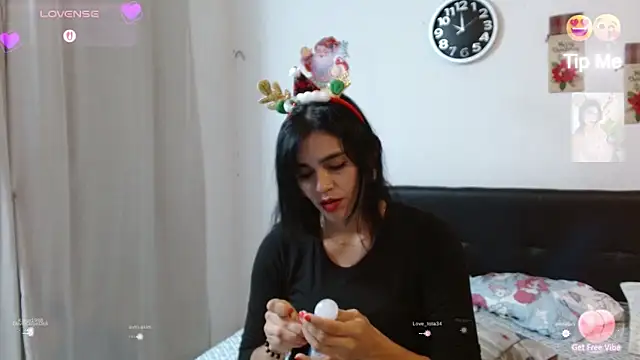 angelly  kate online show from 12.17.25