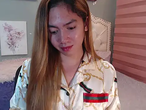 urGoddessChloexxx online show from 04.08.26