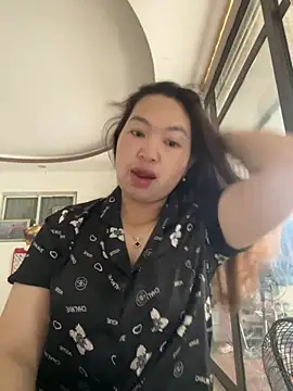 Nhung584 online show from 09.11.25