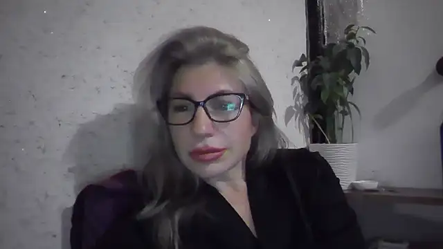 fox red lady7 online show from 11.12.25