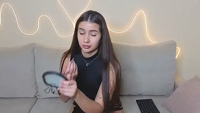 KathrynBrooks online show from 11.17.25