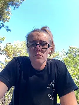 Snapshot of bb_empress chatting on 10.01.25 bb empress online show from 10.01.25