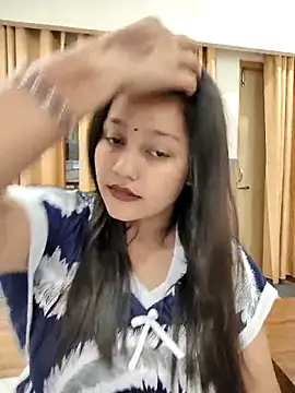 Snapshot of Dipali143143 chatting on 05.29.26 Dipali143143 online show from 05.29.26