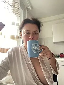 Kiravix online show from 04.02.26