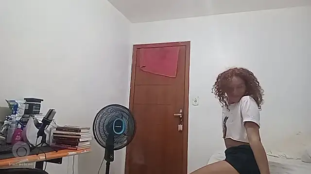 Snapshot of greatbrnrd chatting on 09.15.25 greatbrnrd online show from 09.15.25