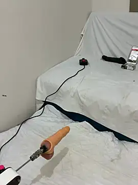 Ozge-SluttyScream69 online show from 02.27.26