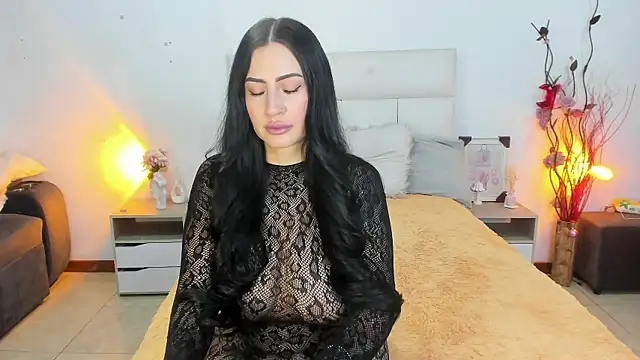 hannahdvil1 online show from 11.21.25