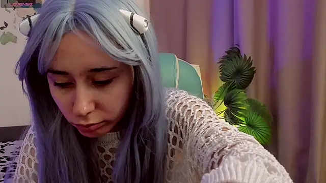 Snapshot of meomeee chatting on 10.13.25 meomeee online show from 10.13.25