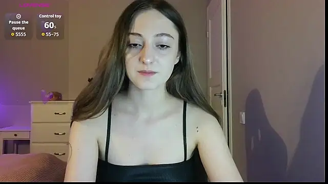 white liillyy online show from 07.04.26