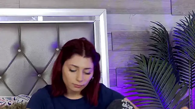 LunaHart online show from 04.05.26