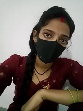 Snapshot of Sexey-Komal chatting on 10.18.25 Sexey-Komal online show from 10.18.25