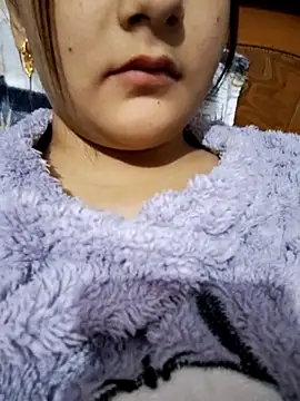 Snapshot of Anushka14321 chatting on 11.13.25 Anushka14321 online show from 11.13.25