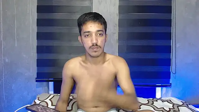 Snapshot of RowyCam chatting on 09.20.25 RowyCam online show from 09.20.25